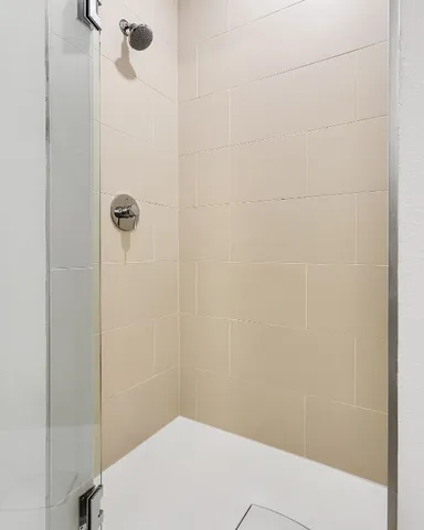 $1,550 | 4361 South Congress Avenue, Unit 325, Austin, TX 78745