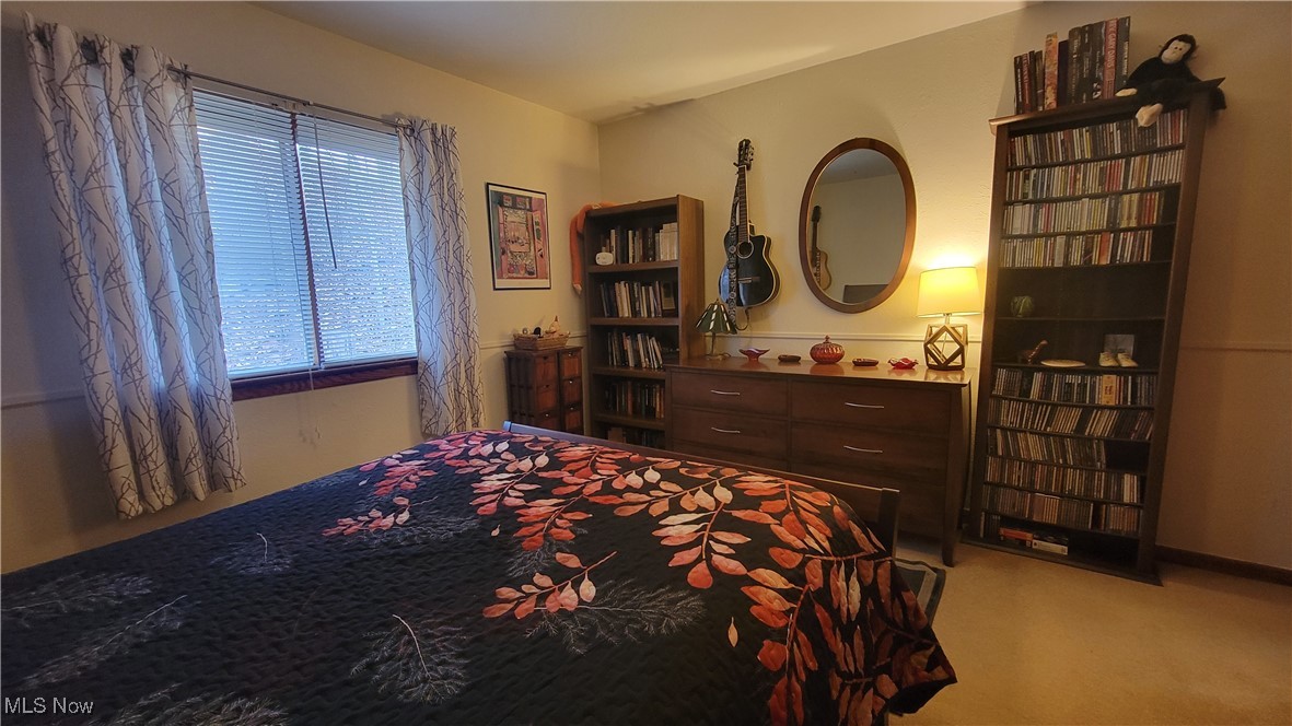 16887 Ridge Road North Royalton, OH 44133 - Photo 27 of 43