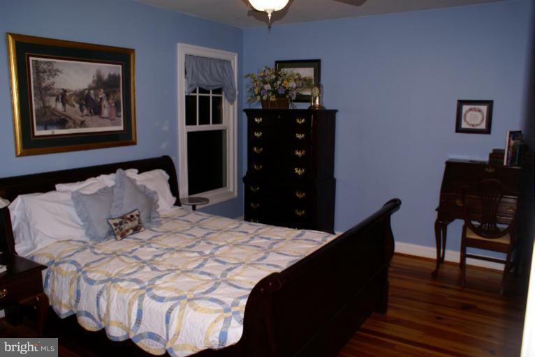 10534 Conde Road Marshall, VA 20115 - Photo 6 of 26 Bedroom