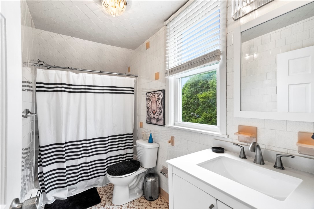 675 Park Avenue Woonsocket, RI 02895 - Photo 22 of 36
