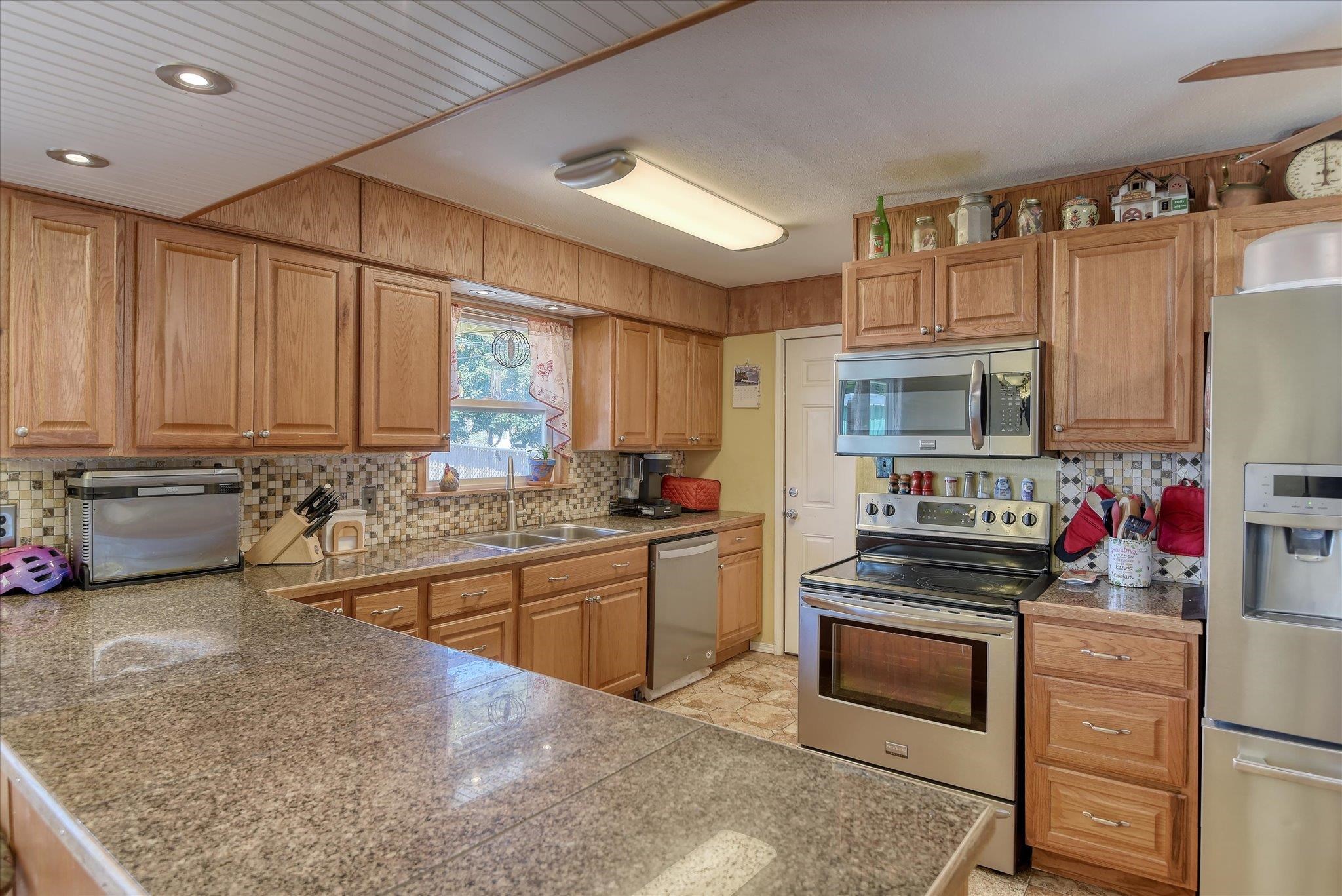3907 East Cleveland Avenue Spokane, WA 99217 - Photo 9 of 46
