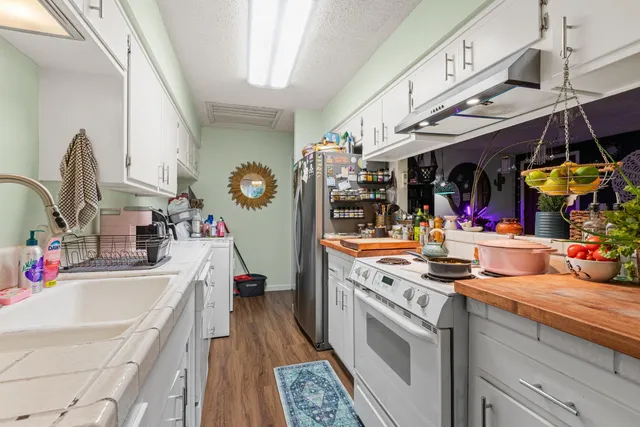 a kitchen with lots of counter top space