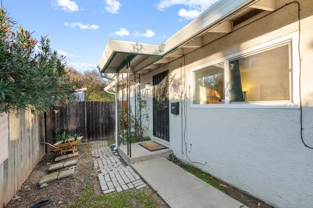 a view of outdoor space yard and patio