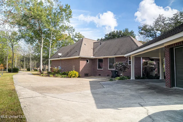 $650,000 | 14188 Longwood Circle, D'Iberville, MS 39540