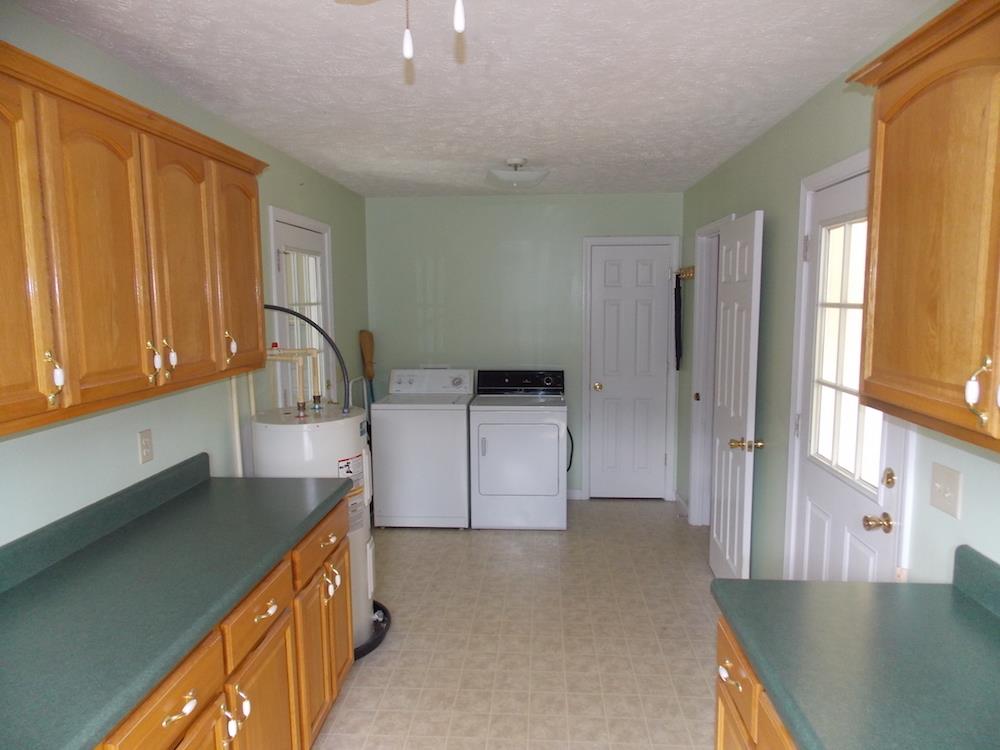 225 Whitaker Bend Road Linden, TN 37096 - Photo 8 of 29 Gallery Image 8