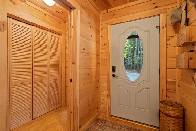 $849,900 | 650 Mc Dowell Road, Columbus, NC 28722