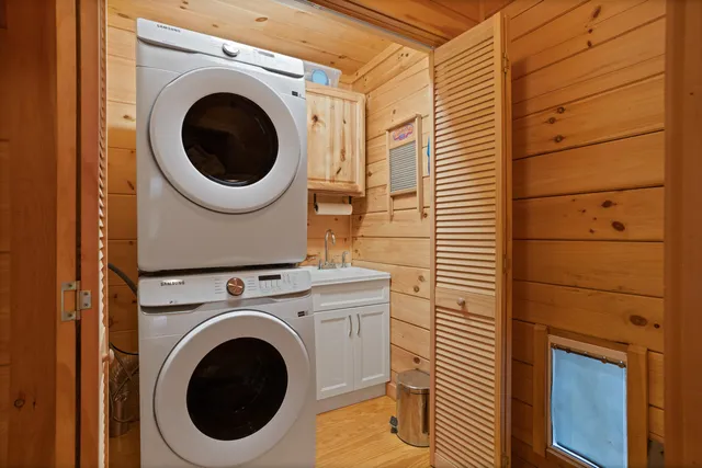 $849,900 | 650 Mc Dowell Road, Columbus, NC 28722