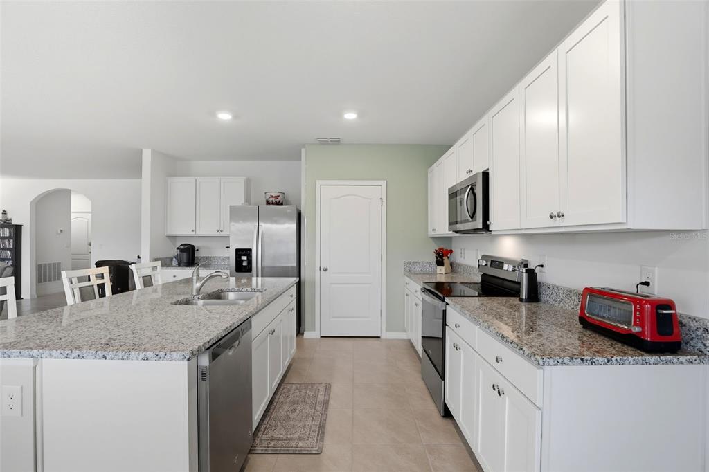 147 Rip Cord Lane DeLand, FL 32724 - Photo 11 of 35 Gallery Image 11