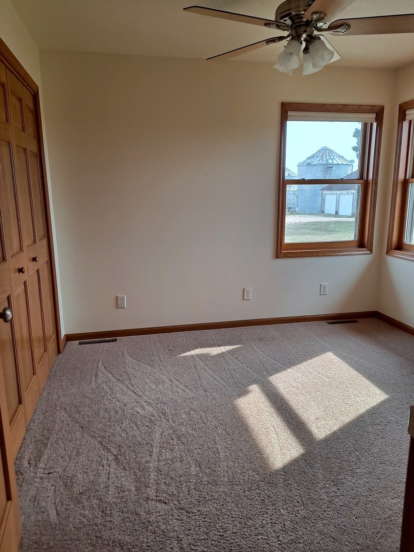 12 Penkins Road Sublette, IL 61367 - Photo 15 of 28