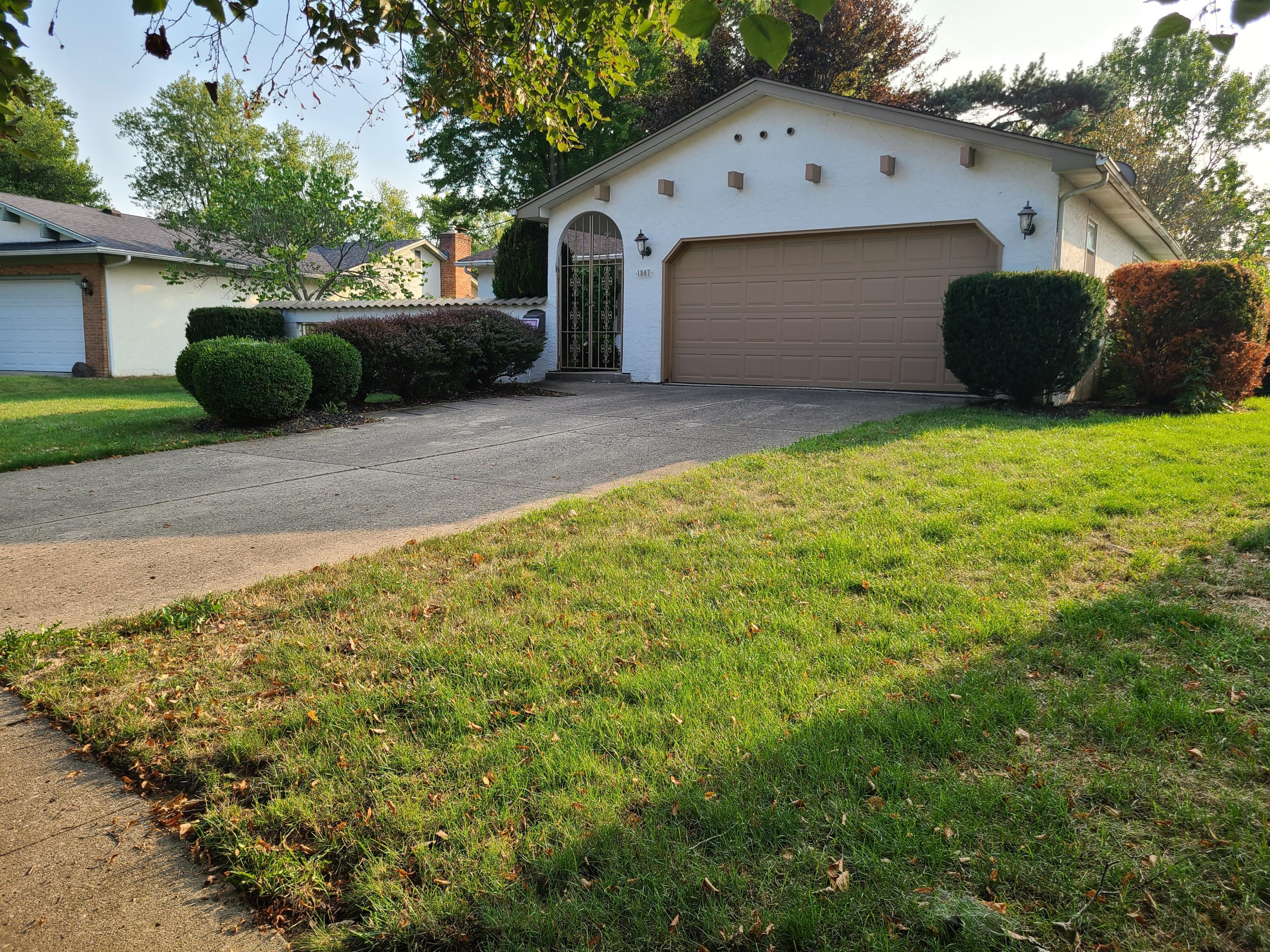 1847 Fairhaven Road Columbus, OH 43229 - Photo 2 of 16 Gallery Image 2