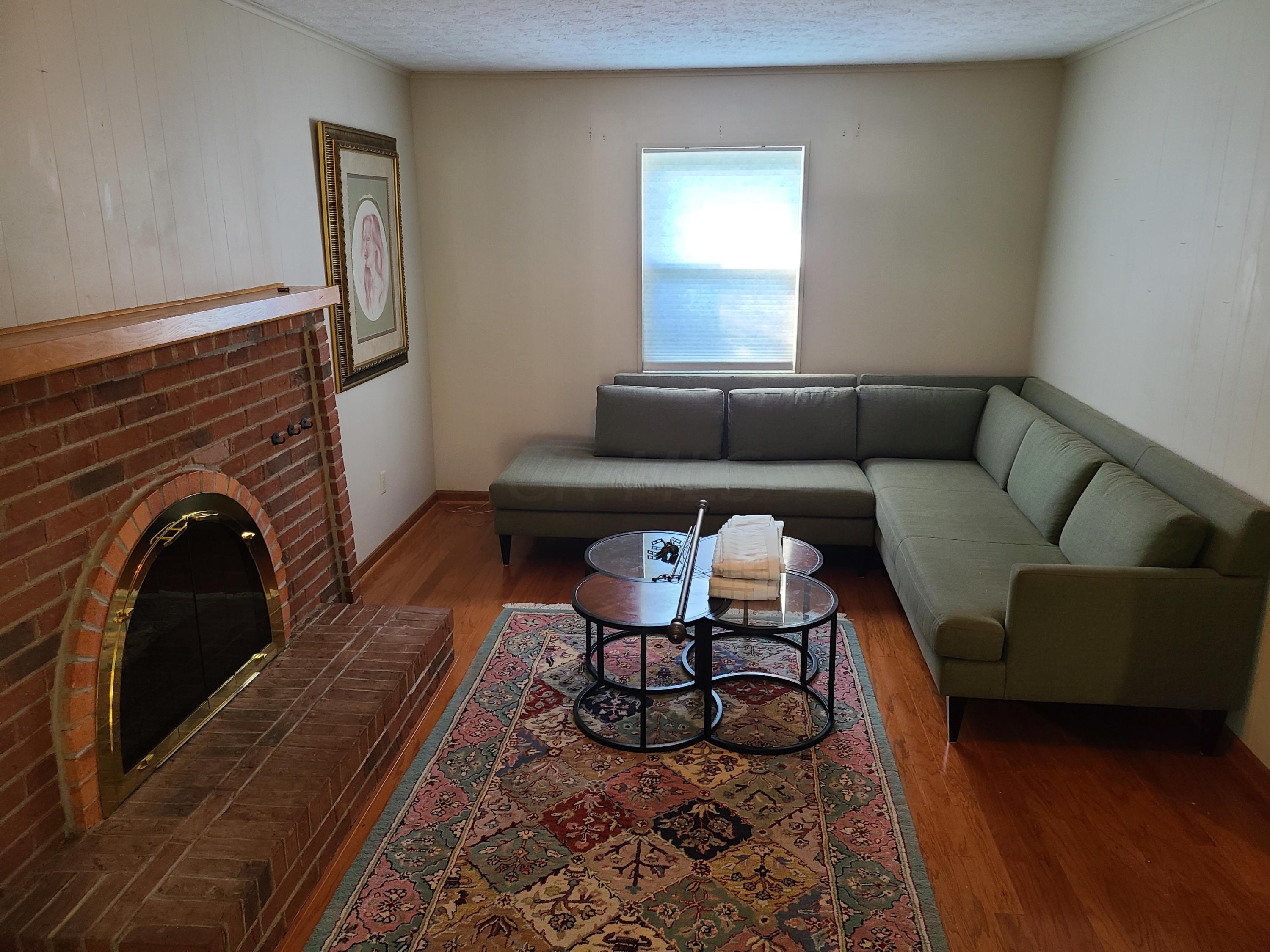 1847 Fairhaven Road Columbus, OH 43229 - Photo 9 of 16 Gallery Image 9