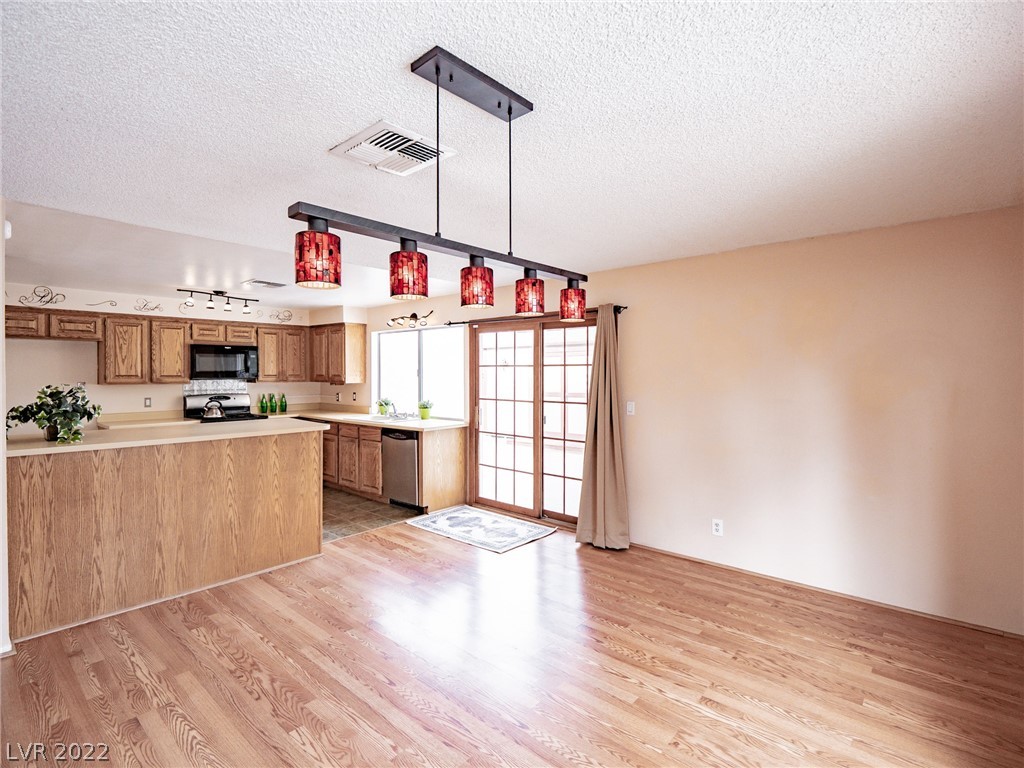3584 Bronco Road Las Vegas, NV 89103 - Photo 12 of 36 Gallery Image 12