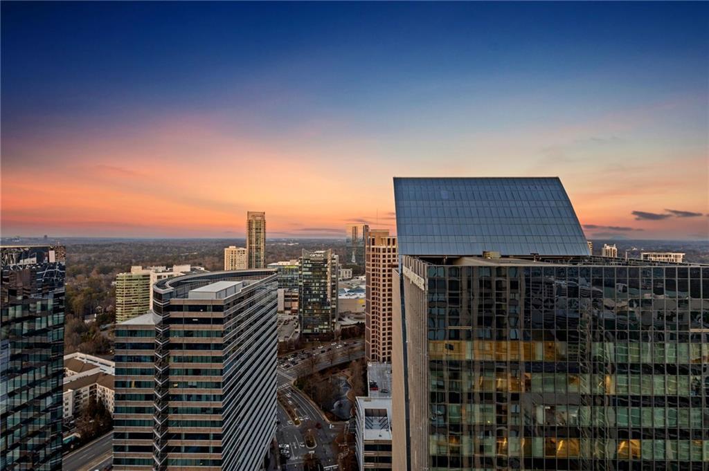 3445 Stratford Road Northeast, Unit 3703 Atlanta, GA 30326 - Photo 2 of 59 a city view