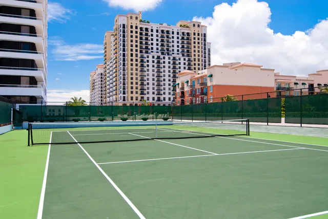 a view of a tennis court