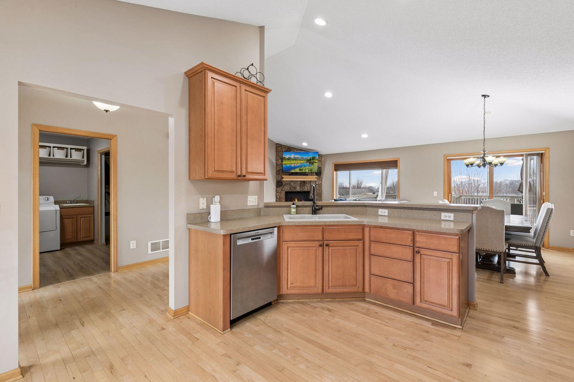 909 Firethorne Trail Jordan, MN 55352 - Photo 7 of 46