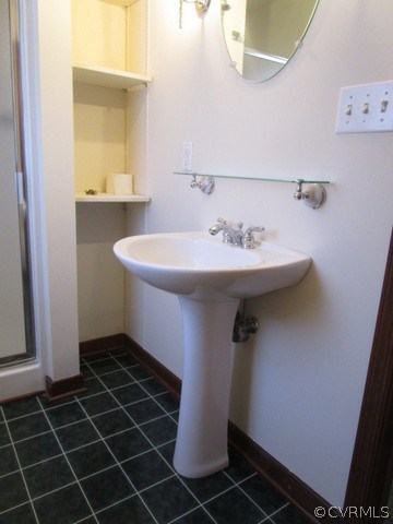 17056 Bullfield Road Doswell, VA 23047 - Photo 5 of 11 Bath with walk-in shower