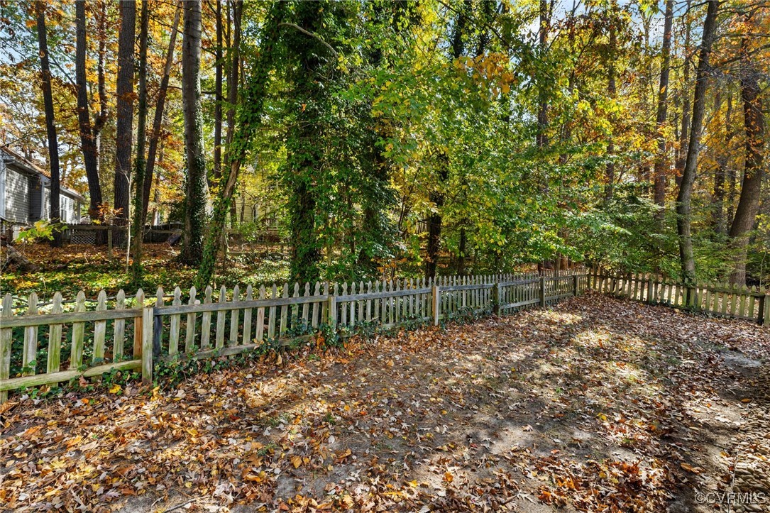 6209 Heather Glen Road Midlothian, VA 23112 - Photo 12 of 13