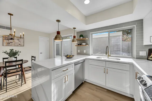 $329,900 | 5009 West New World Drive, Glendale, AZ 85302