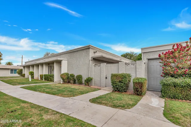 $329,900 | 5009 West New World Drive, Glendale, AZ 85302