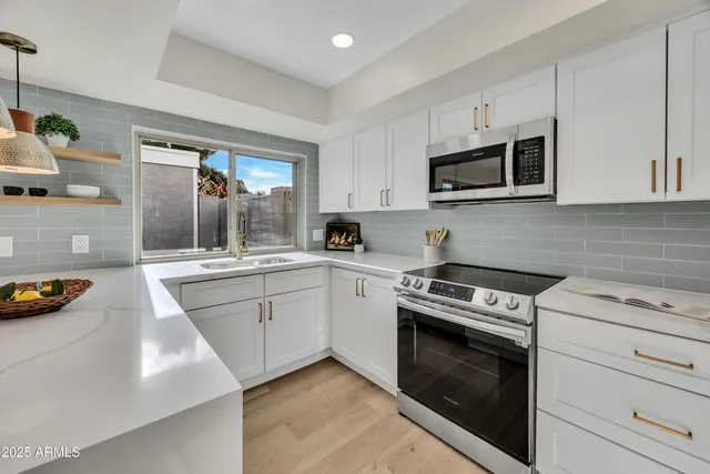 $329,900 | 5009 West New World Drive, Glendale, AZ 85302