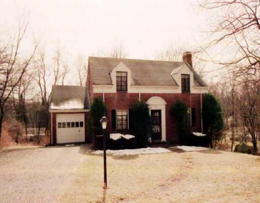 3219 Apache Road Bethel Park, PA 15241 - Photo 1 of 1 Gallery Image 1