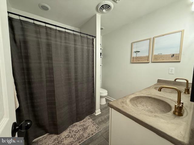 37181 Asher Road Mechanicsville, MD 20659 - Photo 36 of 50 a bathroom with a sink and a mirror