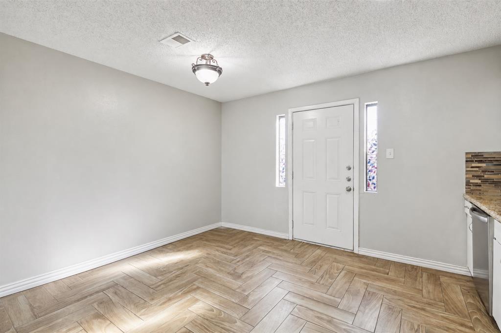 10500 Lake June Road, Unit J09 Dallas, TX 75217 - Photo 7 of 25 Gallery Image 7