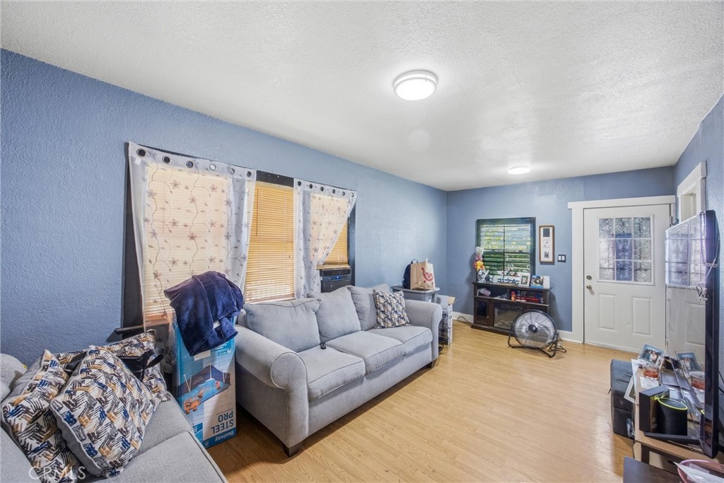 4230 13th Street Riverside, CA 92501 - Photo 11 of 35