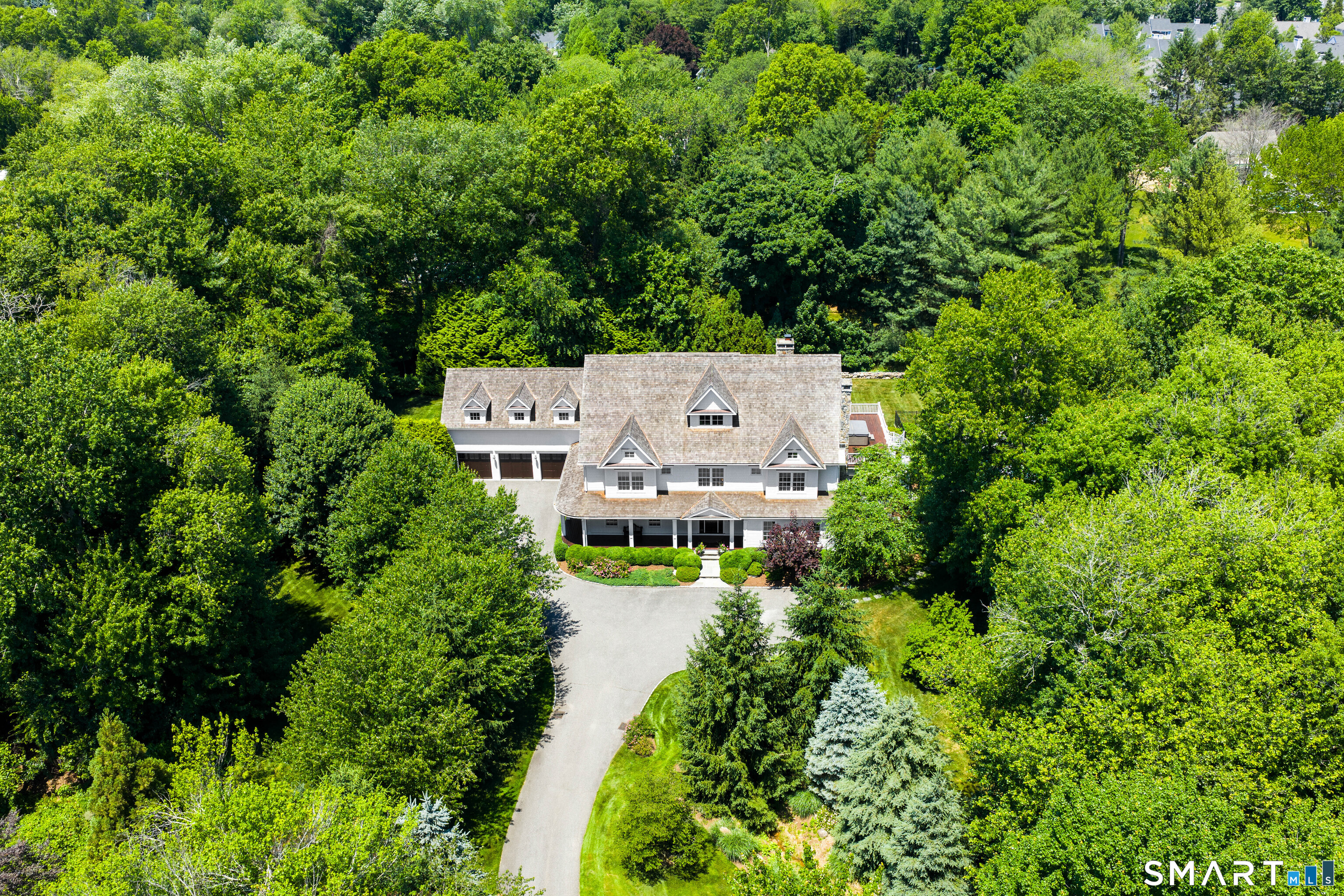 359 Greens Farms Road Westport, CT 06880 - Photo 8 of 34