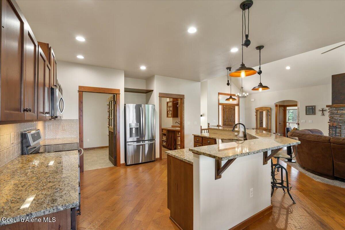 17378 North Freddi Road Rathdrum, ID 83858 - Photo 31 of 83 31-Kitchen