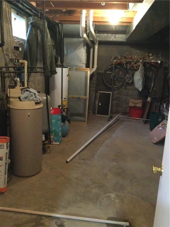 63 Ankrom Road Washington, PA 15301 - Photo 24 of 25 a utility room with dryer and washer