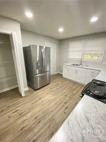 $1,600 | 2137 Bolling Street, Savannah, GA 31404