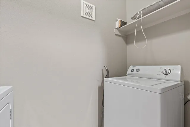 $1,795 | 2515 Pearl Street, Unit 315, Austin, TX 78705