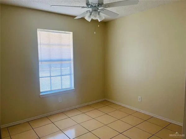 $850 | 416 East Tulip Avenue, Unit 1, McAllen, TX 78504