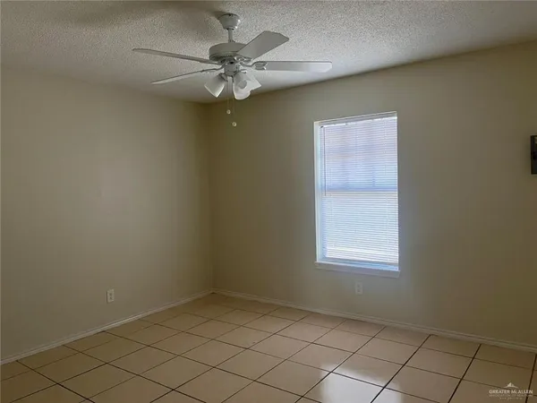 $850 | 416 East Tulip Avenue, Unit 1, McAllen, TX 78504