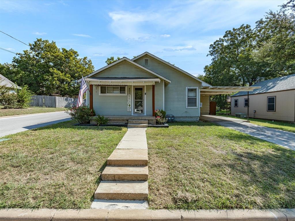 401 South Holman Street Decatur, TX 76234 - Photo 1 of 1 Welcome to 401 Holman Street, Decatur TX