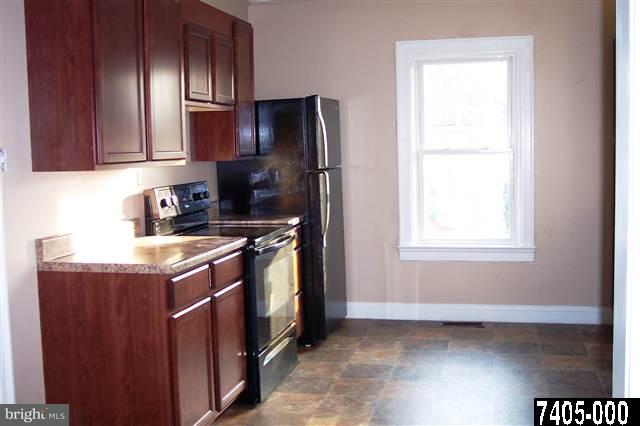 1494 Hanover Road Spring Grove, PA 17362 - Photo 5 of 24
