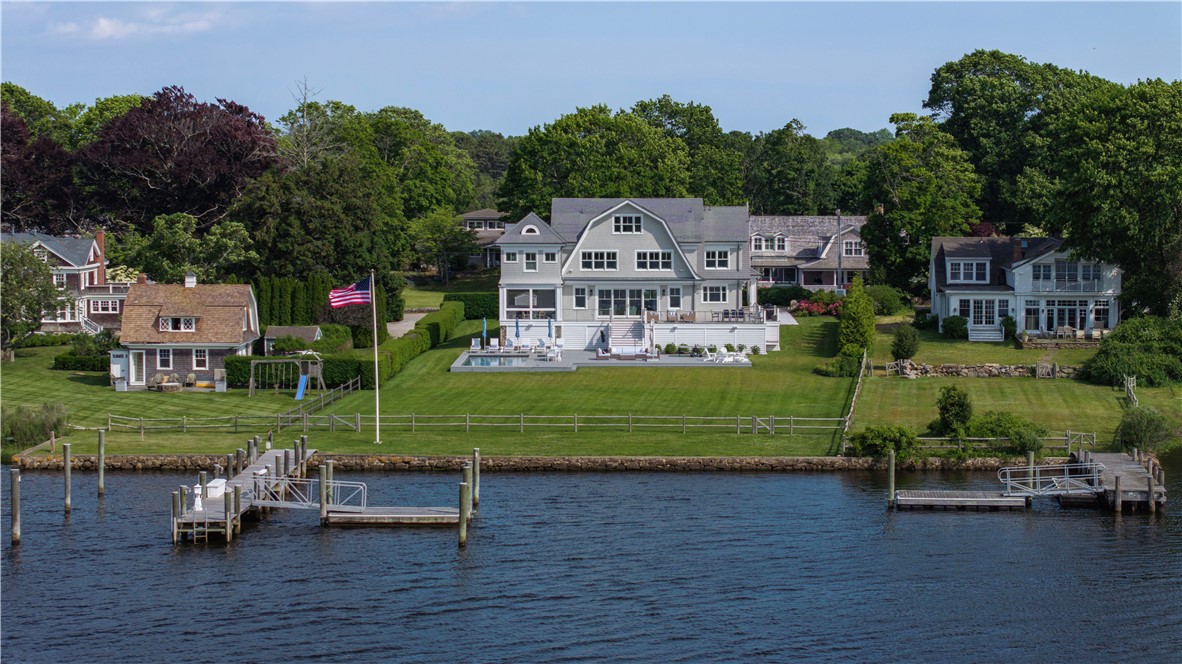 39 Avondale Road Westerly, RI 02891 - Photo 33 of 36