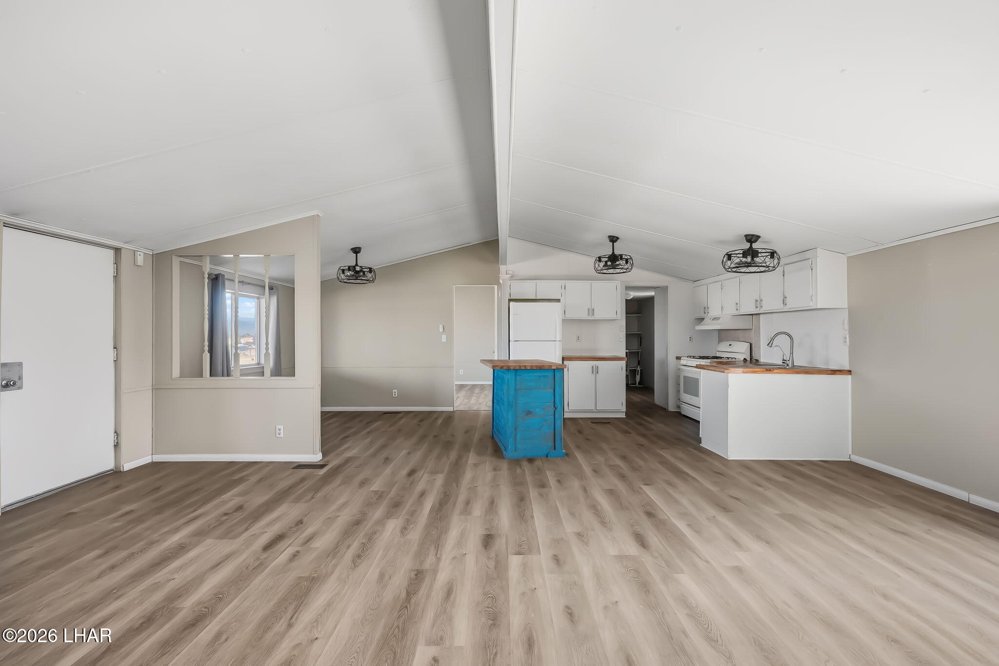 4902 El Ranchero Road Fort Mohave, AZ 86426 - Photo 12 of 61
