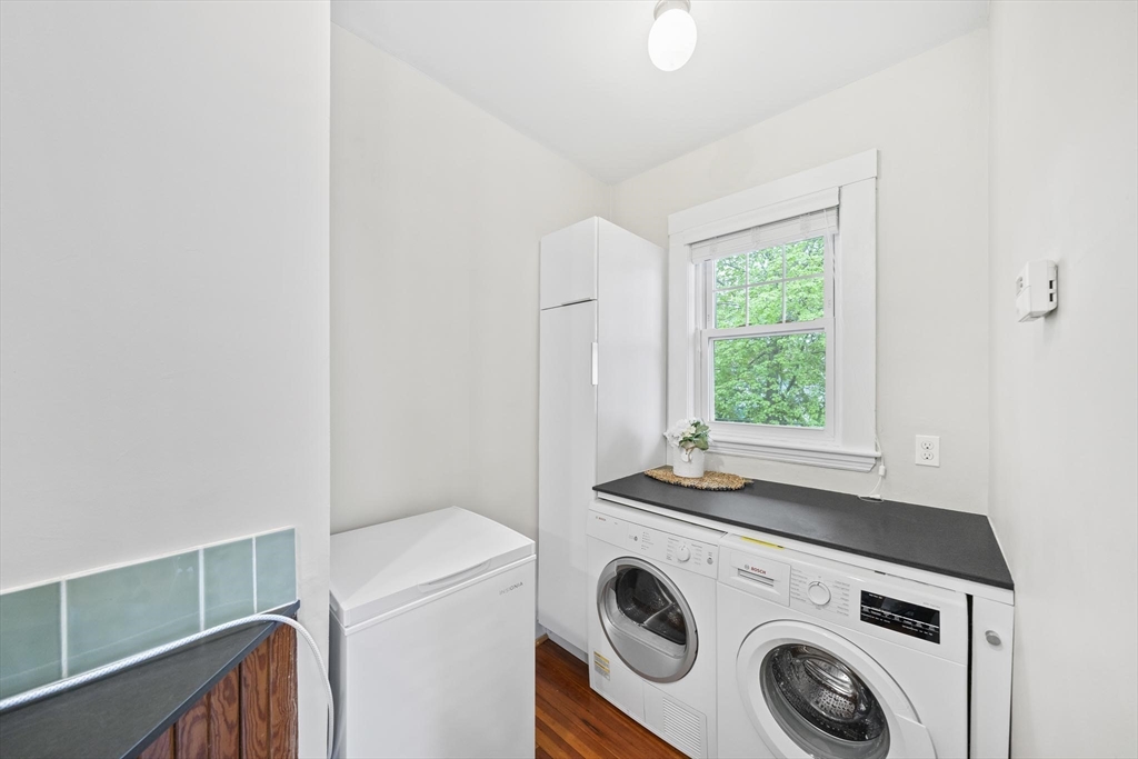 75 Parkton Road, Unit 3 Boston, MA 02130 - Photo 12 of 40 a utility room with dryer and washer
