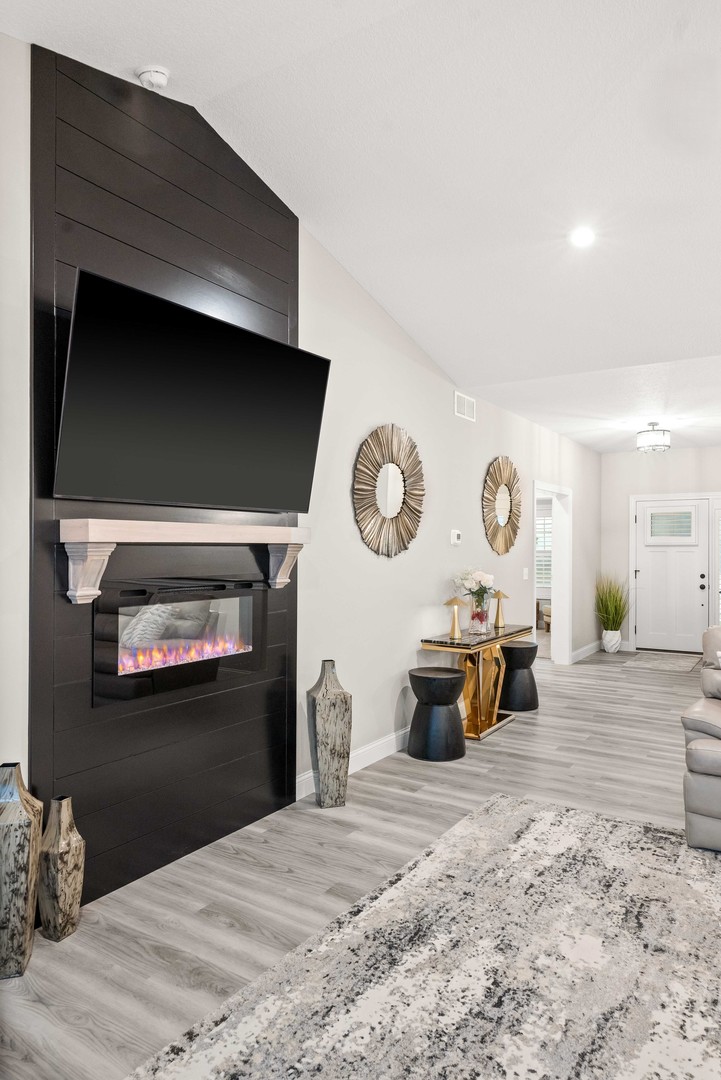 2621 Shale Road Normal, IL 61761 - Photo 19 of 59