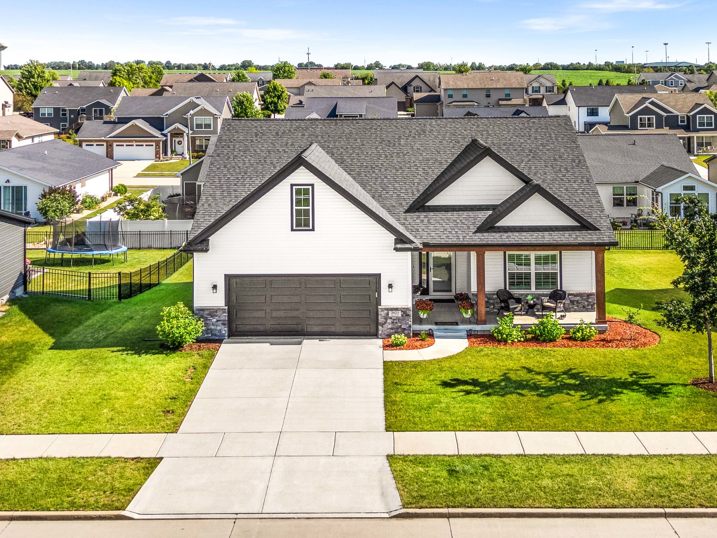 2621 Shale Road Normal, IL 61761 - Photo 3 of 59