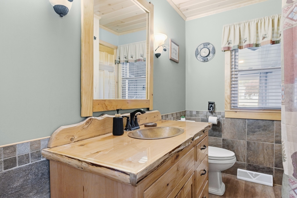 9 Joseph Street Acushnet, MA 02743 - Photo 22 of 42