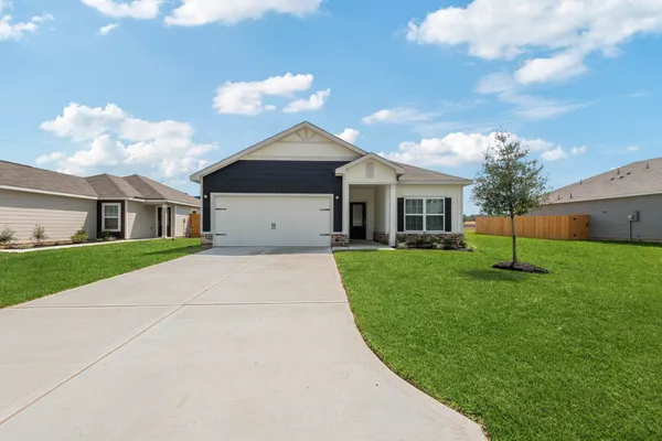 $255,900 | 25506 Blooming Hazel Drive, Cleveland, TX 77328