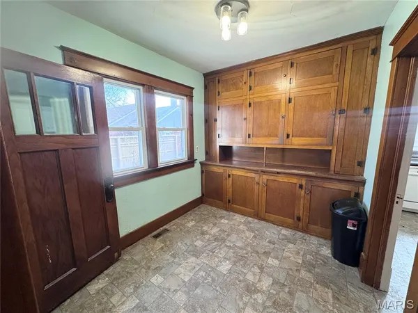 $162,000 | 514 Highway 54, Vandalia, MO 63382