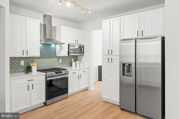 $650,000 | 917 Gladway Road, Middle River, MD 21220