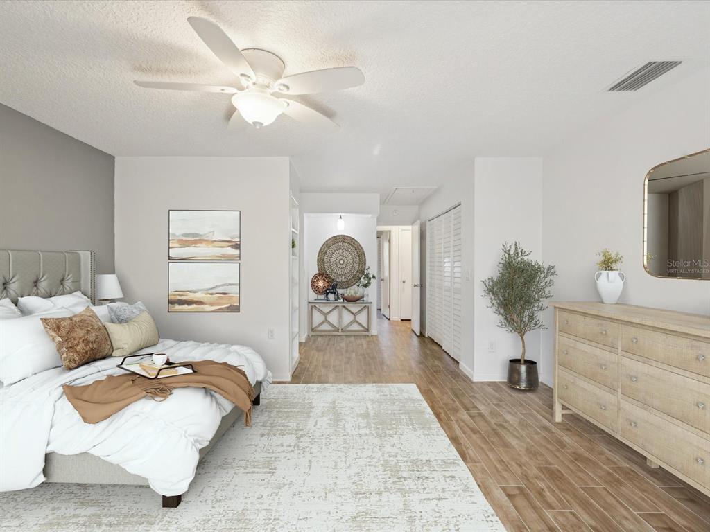 2284 Oak Neck Road, Unit E Clearwater, FL 33763 - Photo 18 of 42 Gallery Image 18
