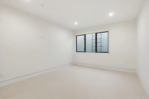 $32,000 | 206-208 4th Street, Encinitas, CA 92024