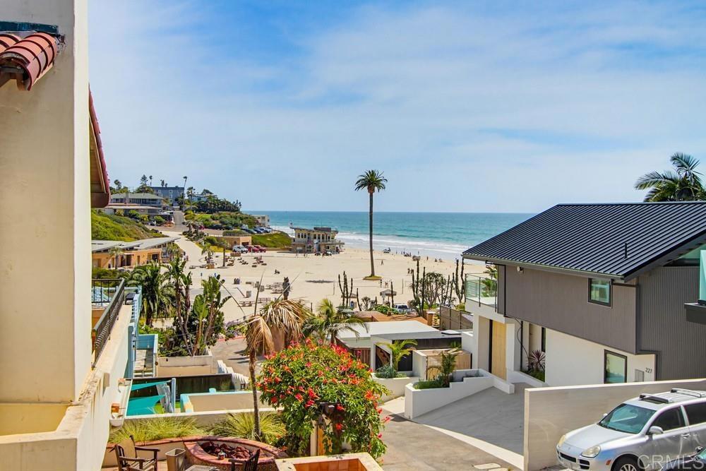 206 4th Street Encinitas, CA 92024 - Photo 5 of 64 Moonlight Beach