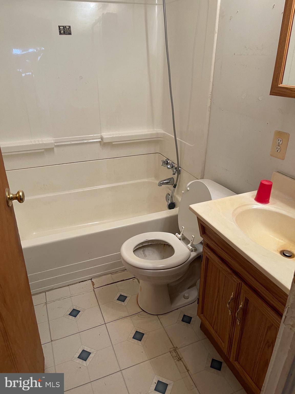 7723 Fairgreen Road Dundalk, MD 21222 - Photo 18 of 23